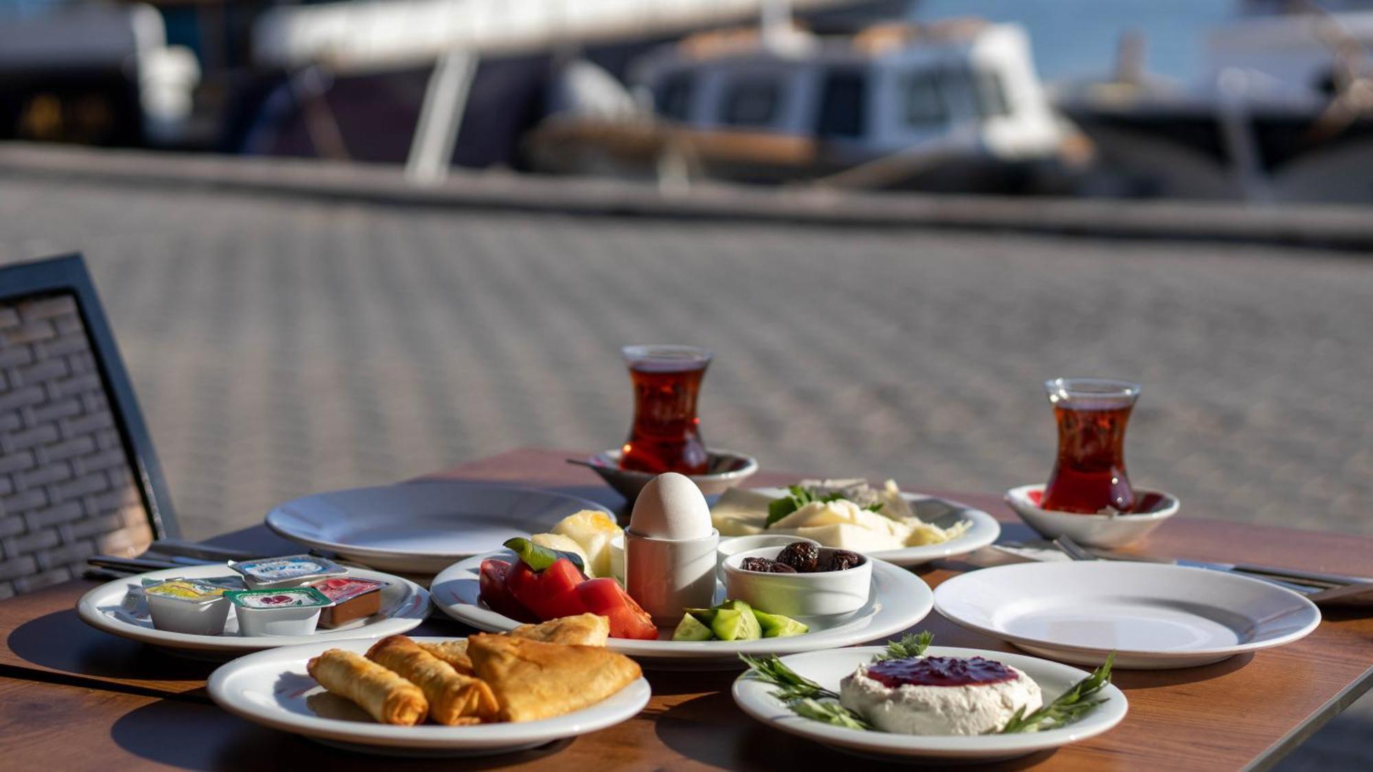 Cunda Taka Otel Ayvalı Dış mekan fotoğraf